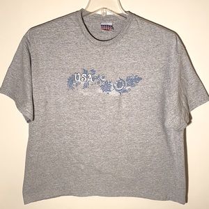 Gray Tee Shirt With Sparkles